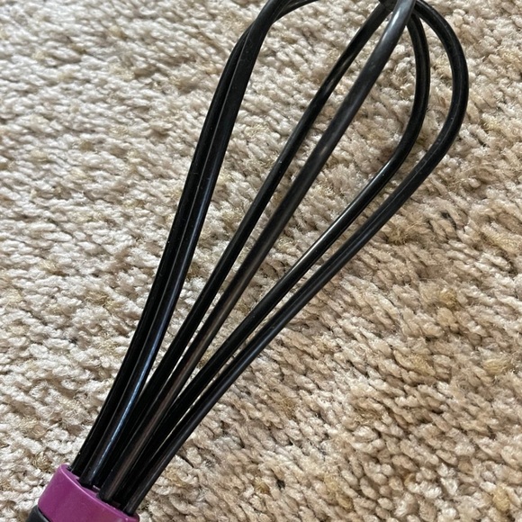 Tupperware whisk and sooon - Picture 8 of 11